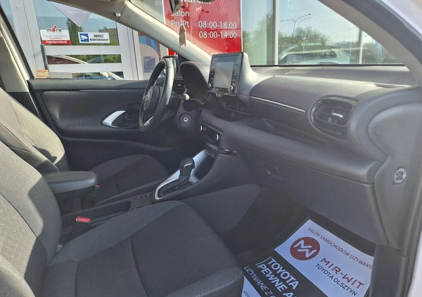 Toyota Yaris cena 82900 przebieg: 22725, rok produkcji 2022 z Podkowa Leśna małe 596